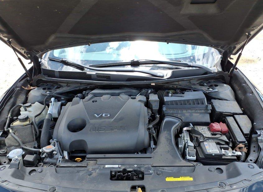 Nissan Maxima