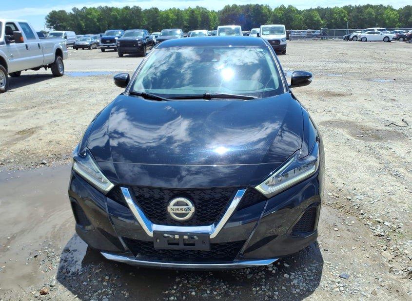 Nissan Maxima