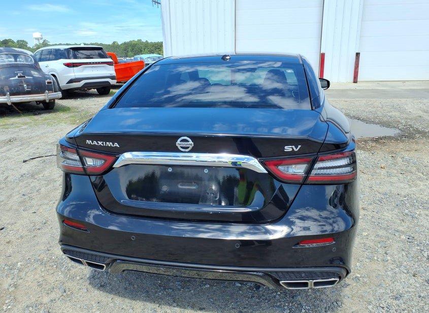 Nissan Maxima