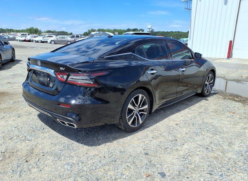 Nissan Maxima