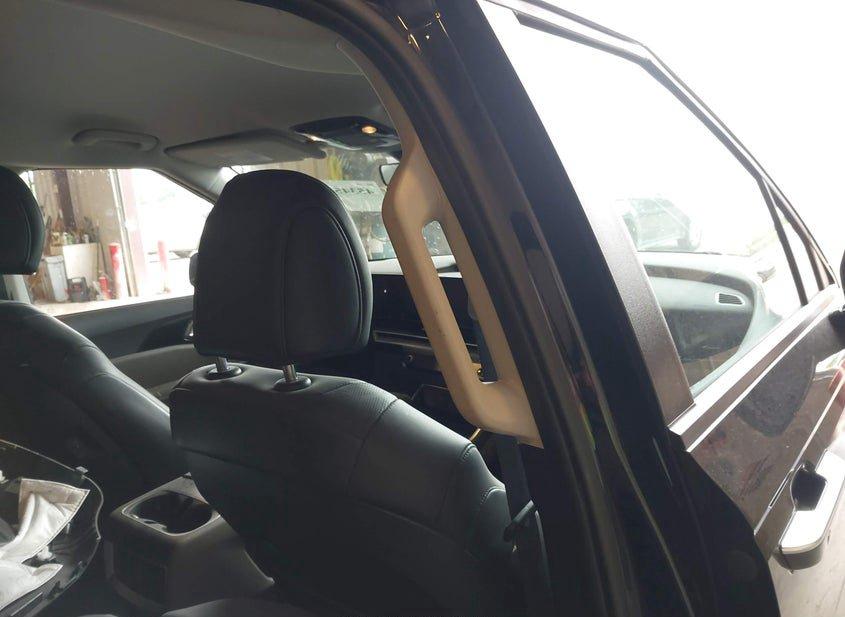 Kia Carnival Mpv