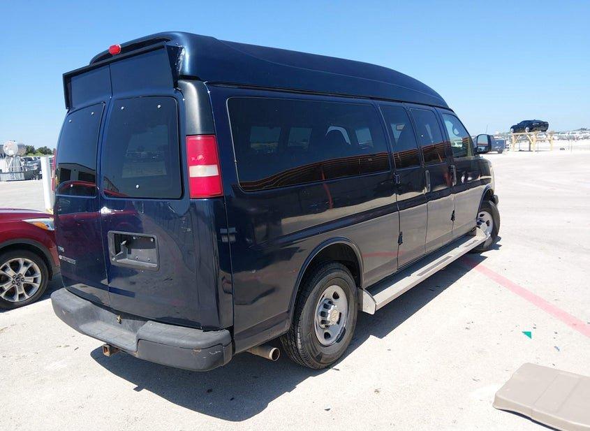 Chevrolet Express 3500
