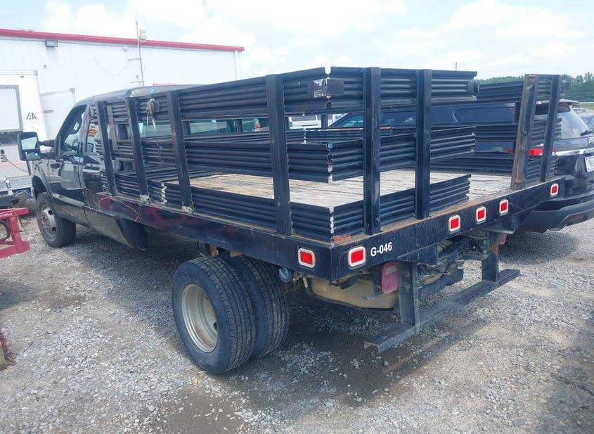Ford F-350 Chassis