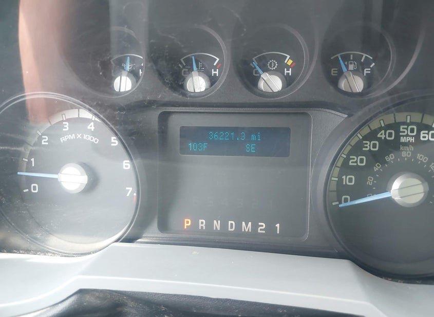 Ford F-350 Chassis