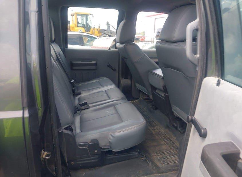 Ford F-350 Chassis
