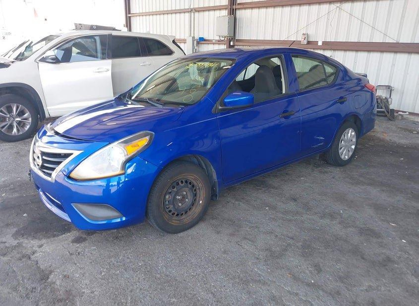 Nissan Versa