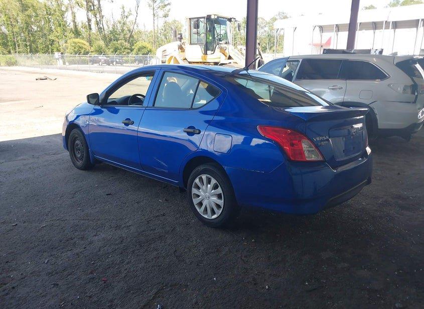 Nissan Versa