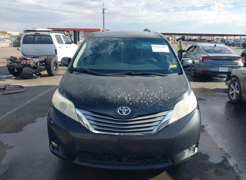 Toyota Sienna