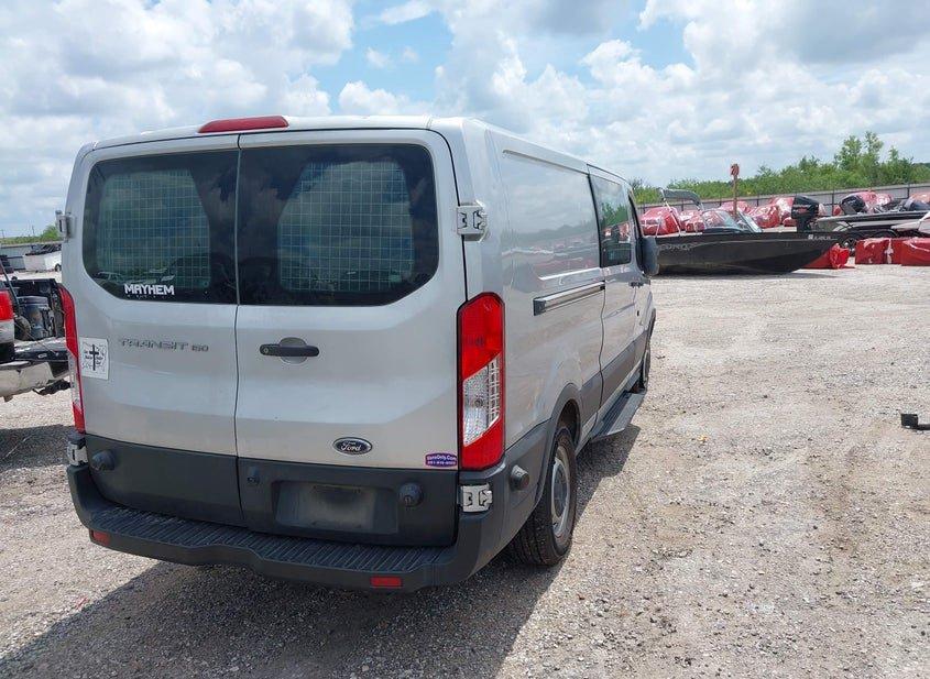 Ford Transit-150