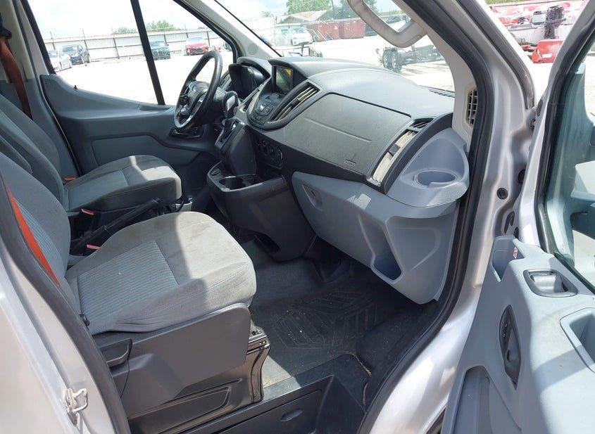 Ford Transit-150