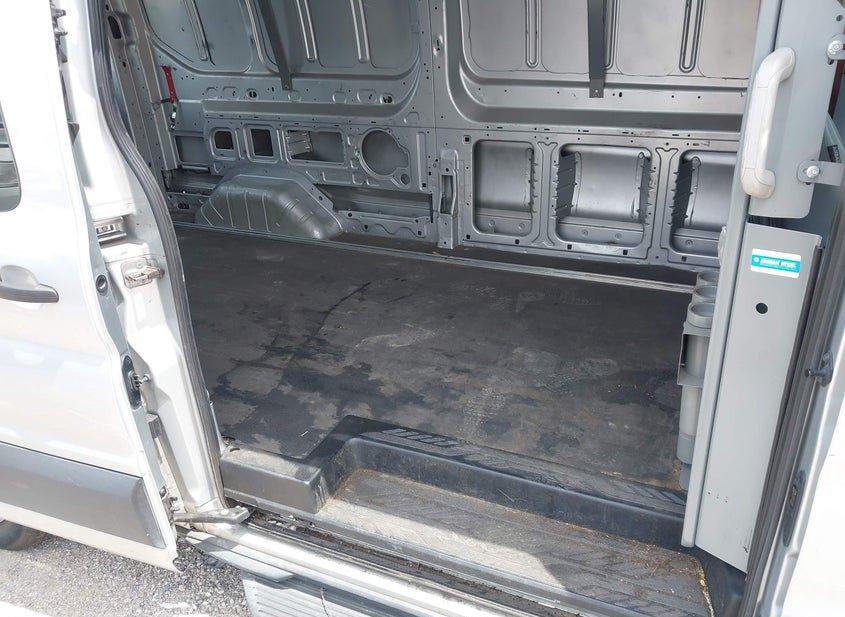 Ford Transit-150