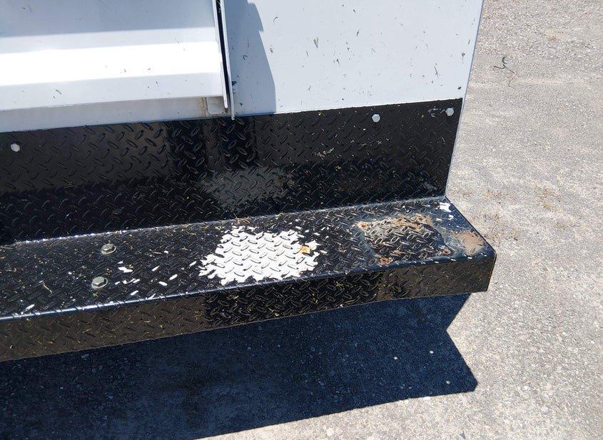 Ford F-450 Chassis