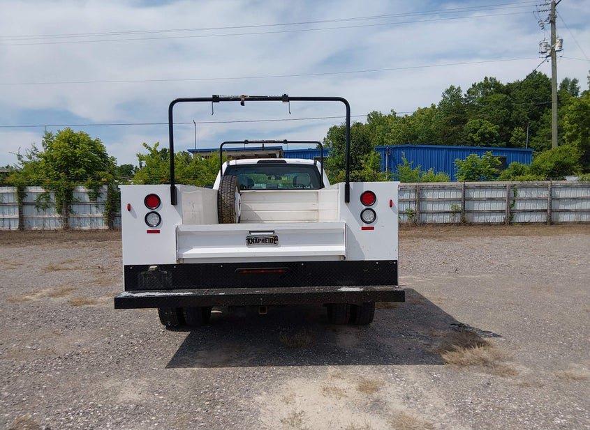 Ford F-450 Chassis
