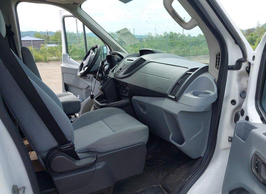 Ford Transit-350