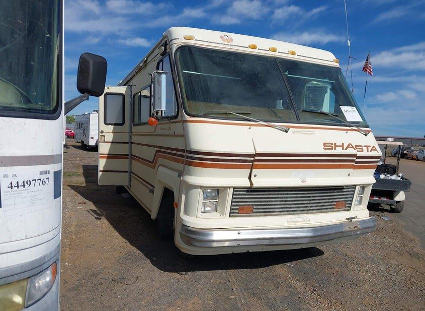 Chevrolet Shasta Roadmaster 3300