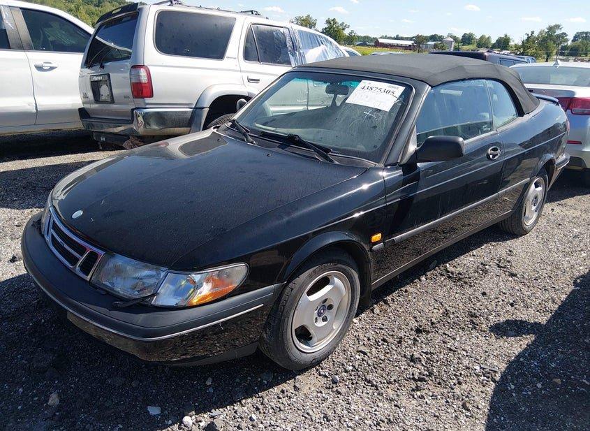 Saab 900