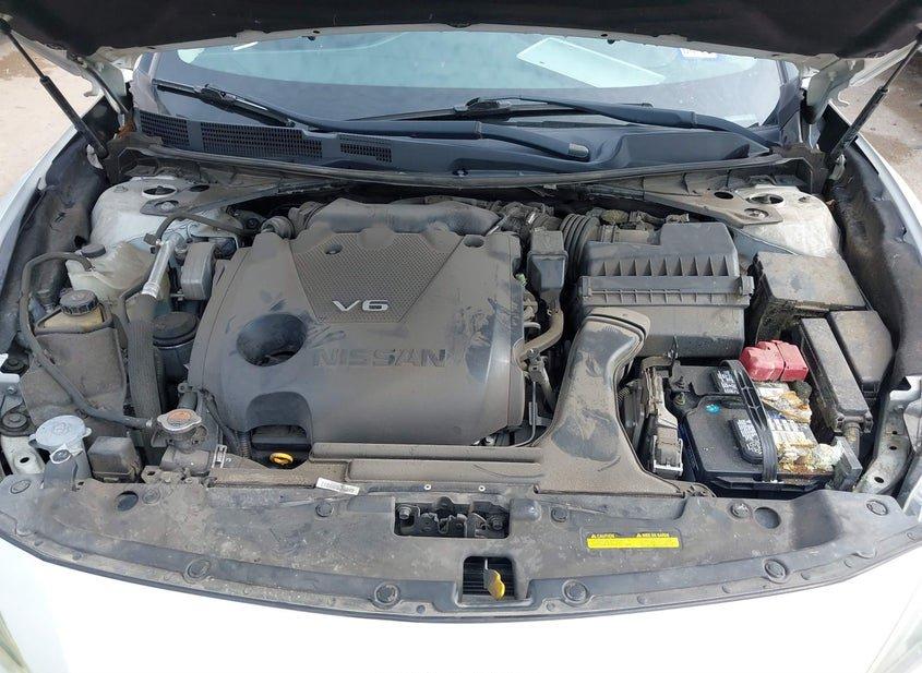 Nissan Maxima