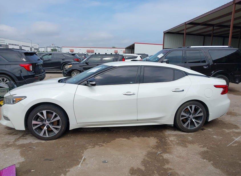 Nissan Maxima