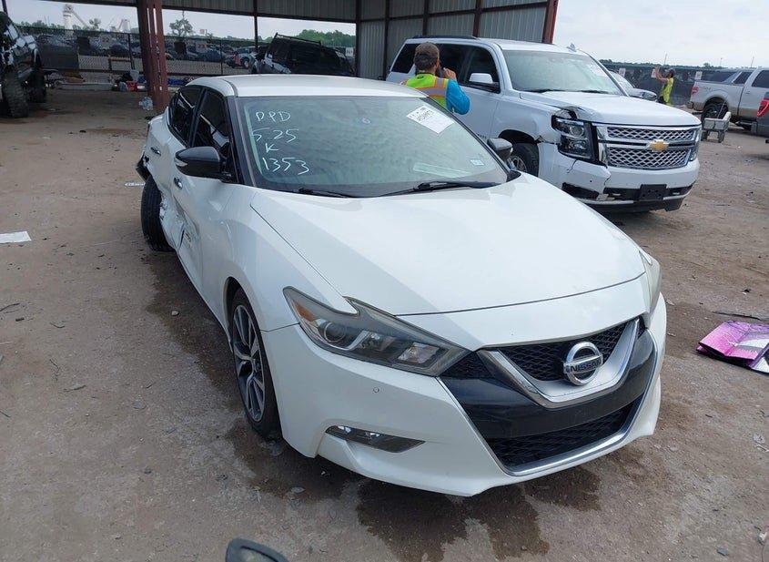 Nissan Maxima