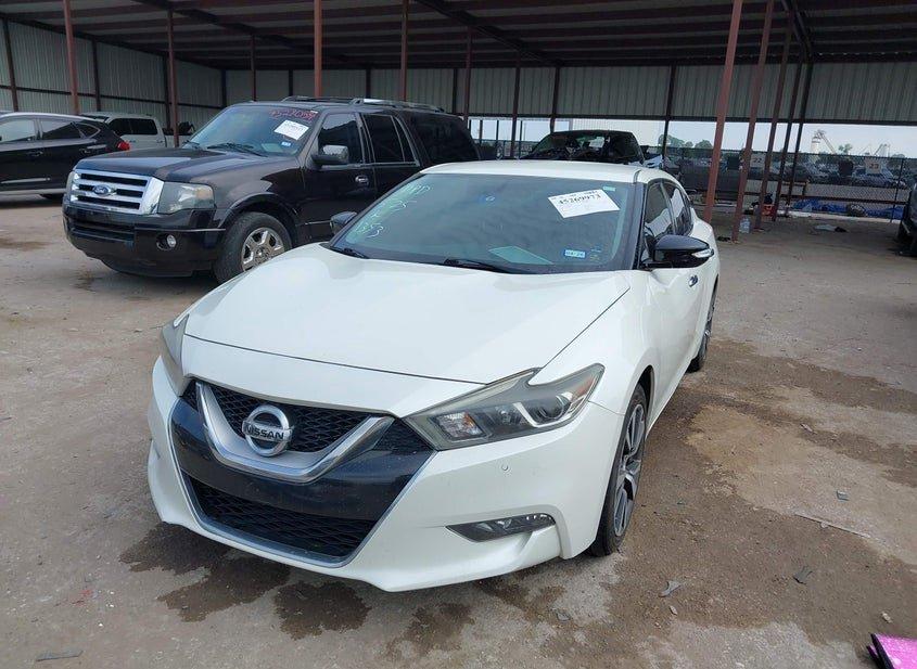 Nissan Maxima