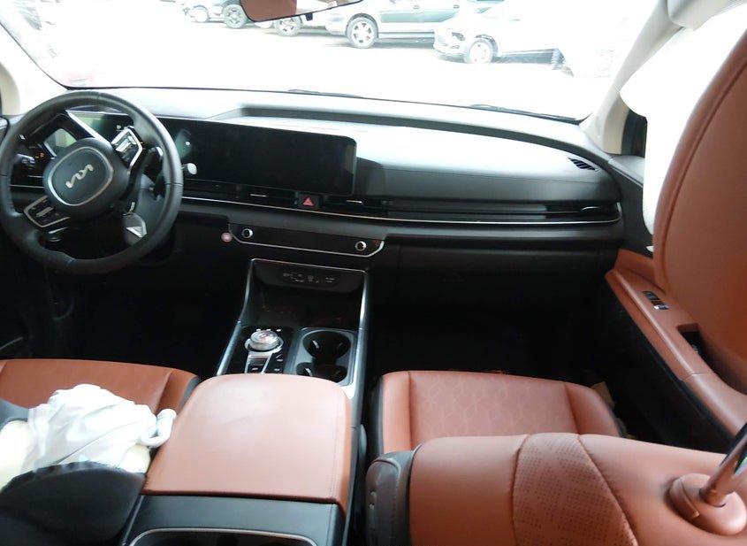 Kia Carnival Mpv Hybrid