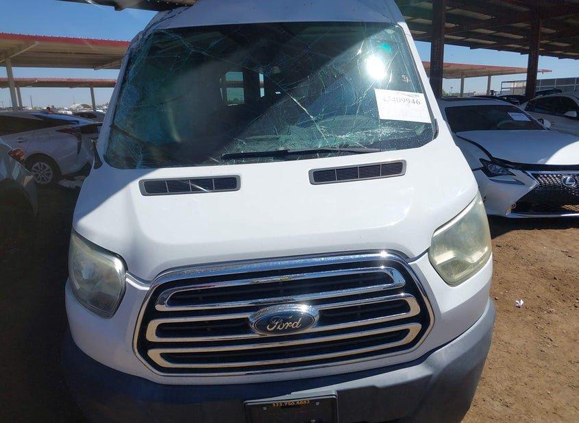 Ford Transit-150