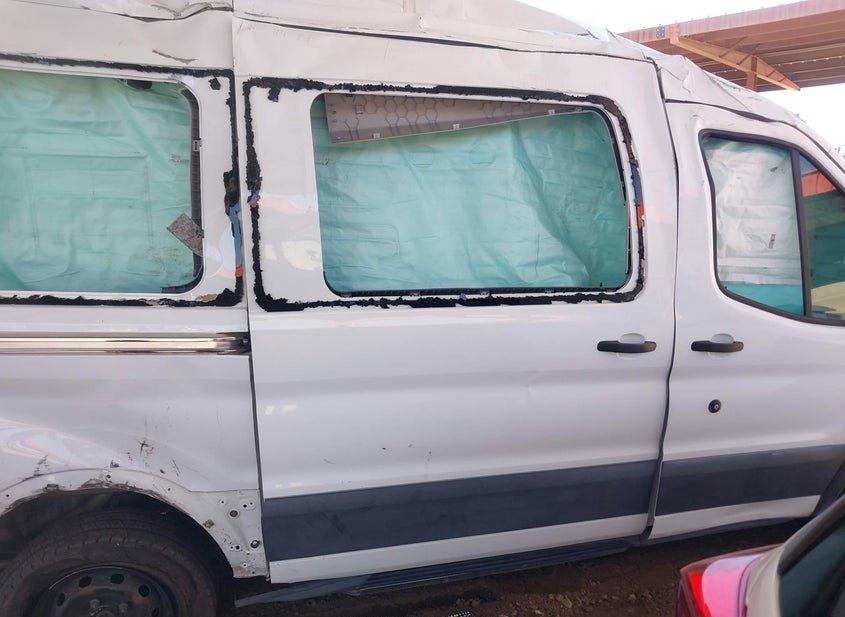 Ford Transit-150