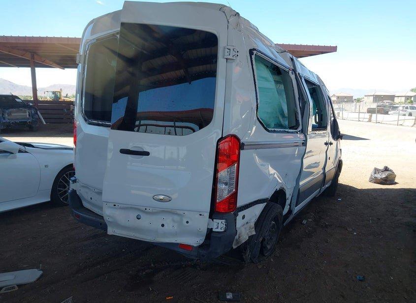 Ford Transit-150
