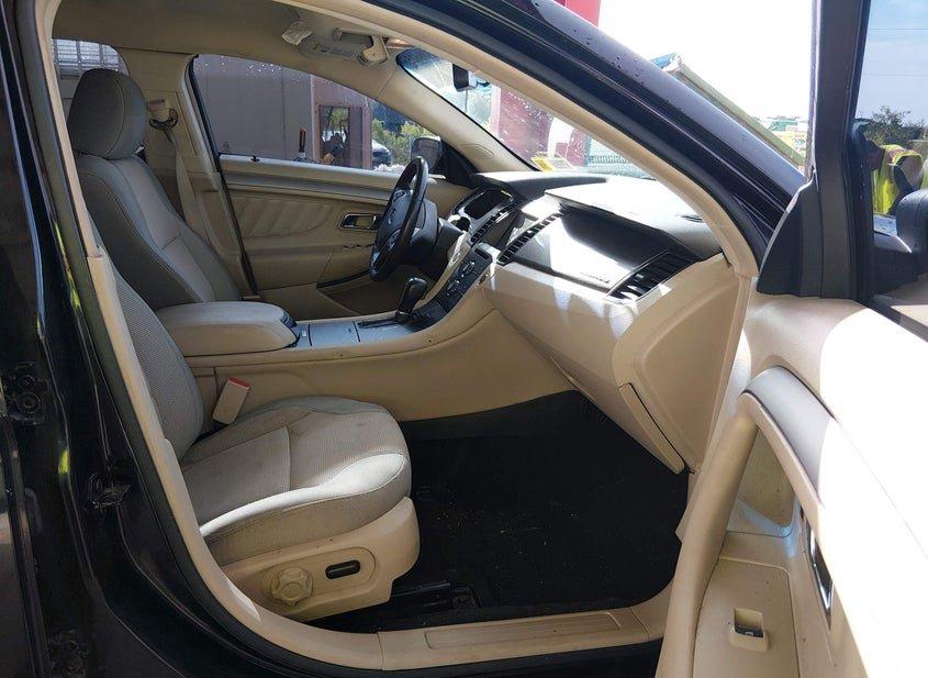 Ford Taurus