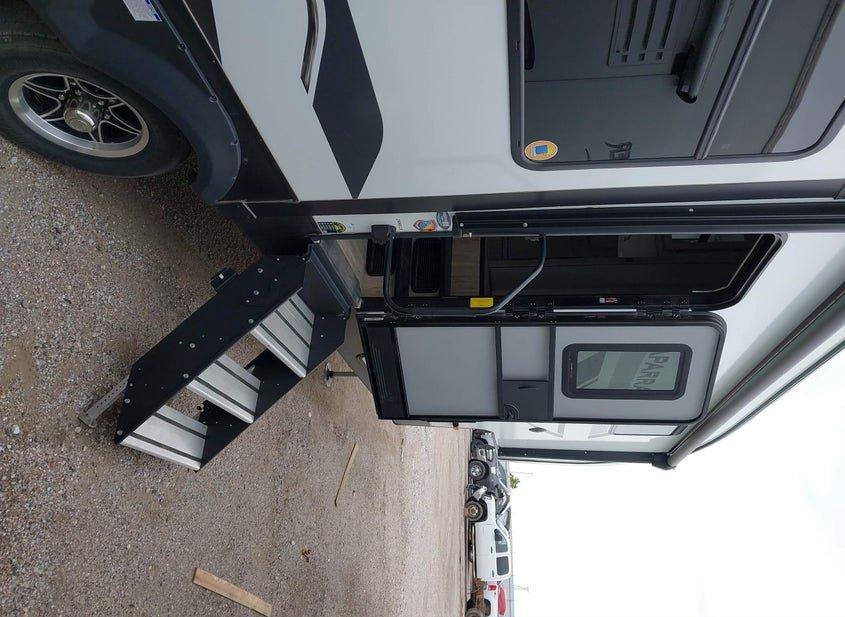 Coachmen Chaparral