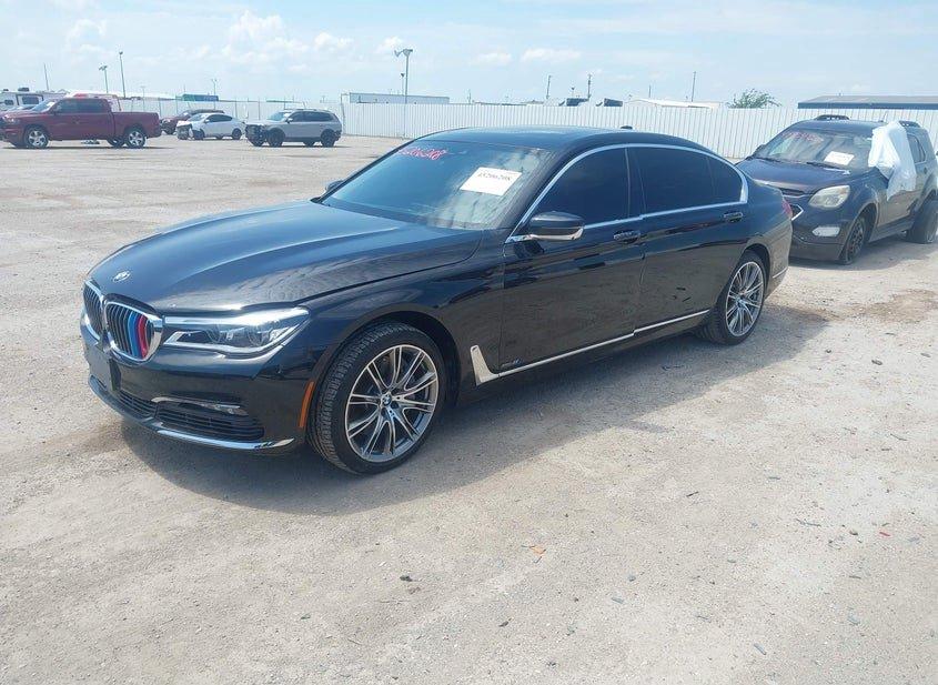 BMW 750I