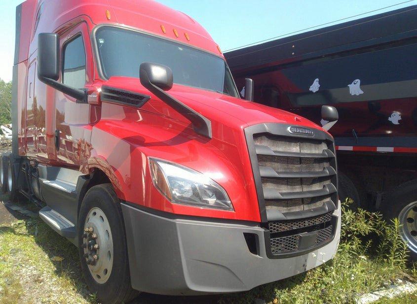 Freightliner New Cascadia 126