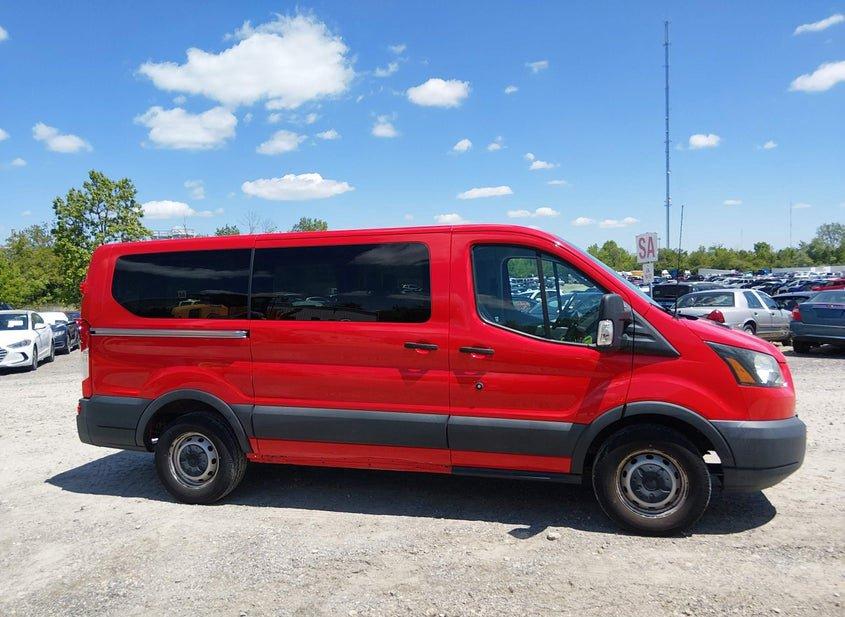 Ford Transit-150