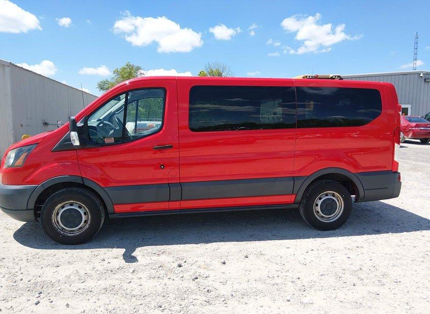 Ford Transit-150
