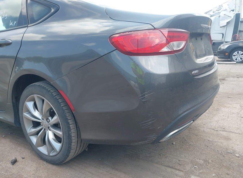 Chrysler 200