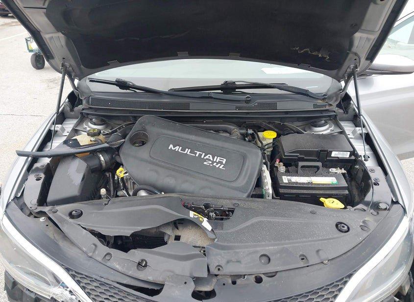 Chrysler 200
