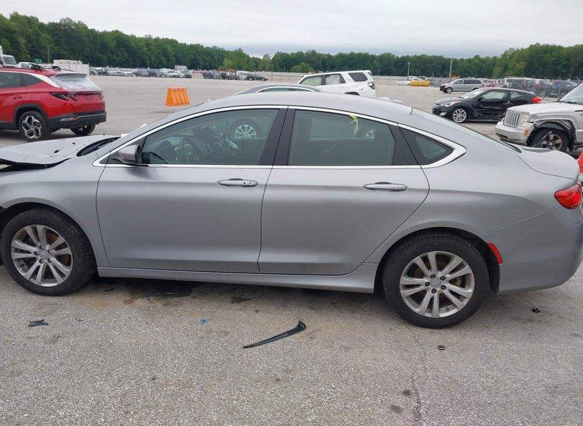 Chrysler 200