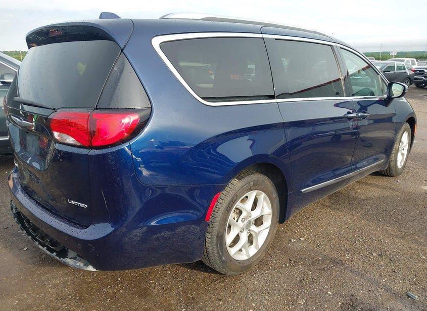Chrysler Pacifica
