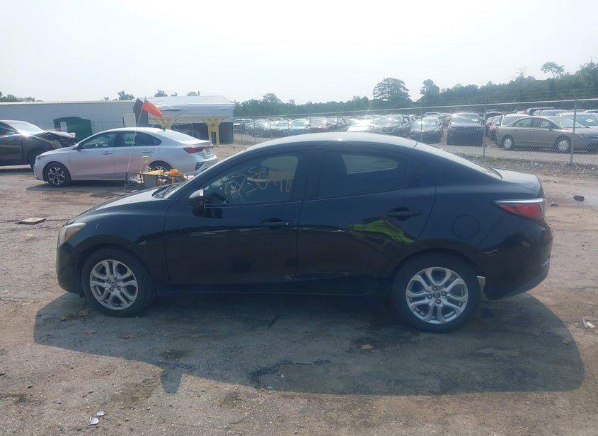 Toyota Yaris Ia