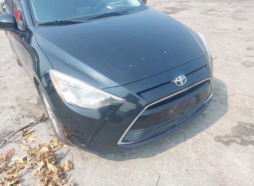 Toyota Yaris Ia