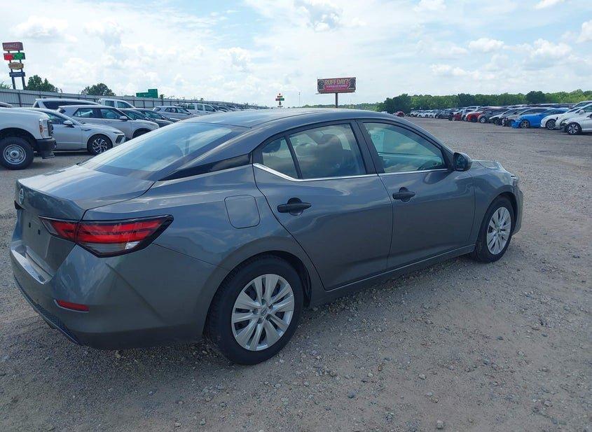 Nissan Sentra