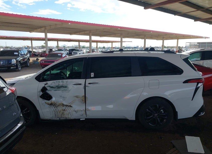 Toyota Sienna