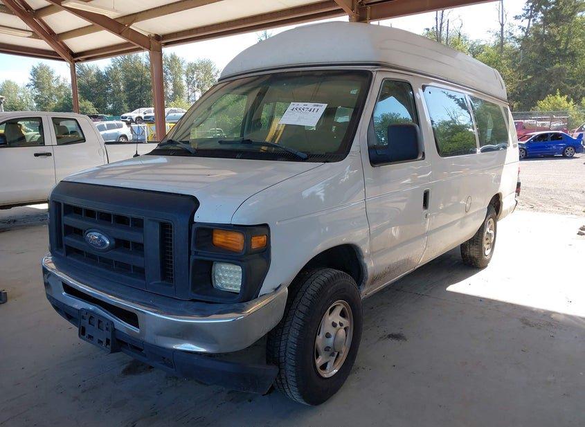 Ford E-350 Super Duty