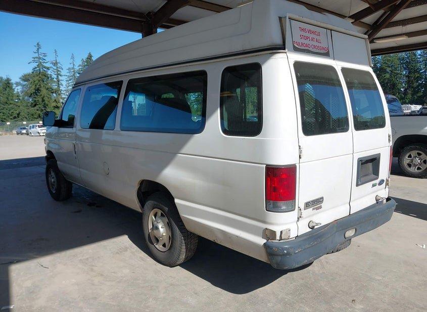 Ford E-350 Super Duty