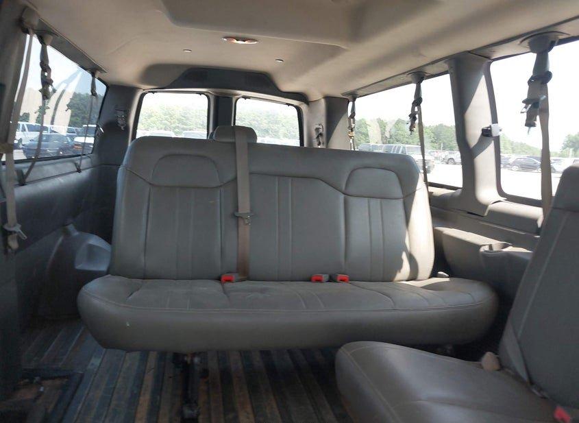 Chevrolet Express 3500