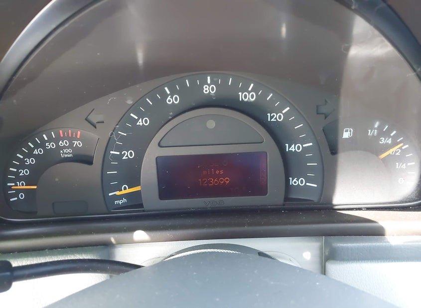 Mercedes-Benz C 240