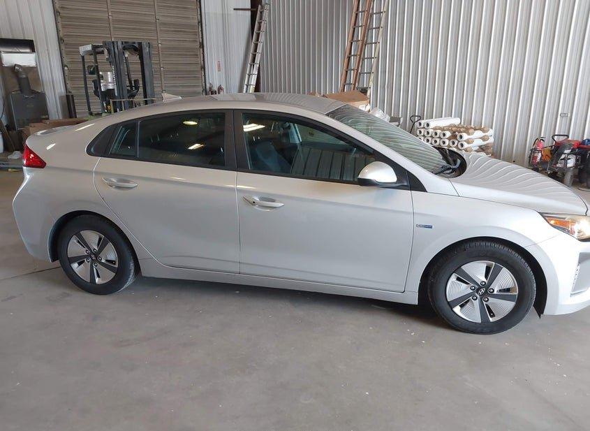 Hyundai Ioniq Hybrid