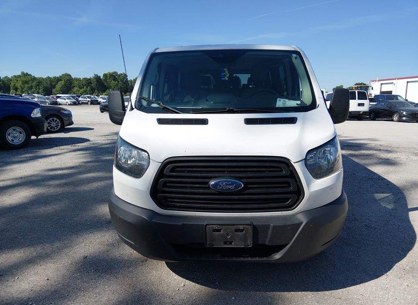 Ford Transit-150