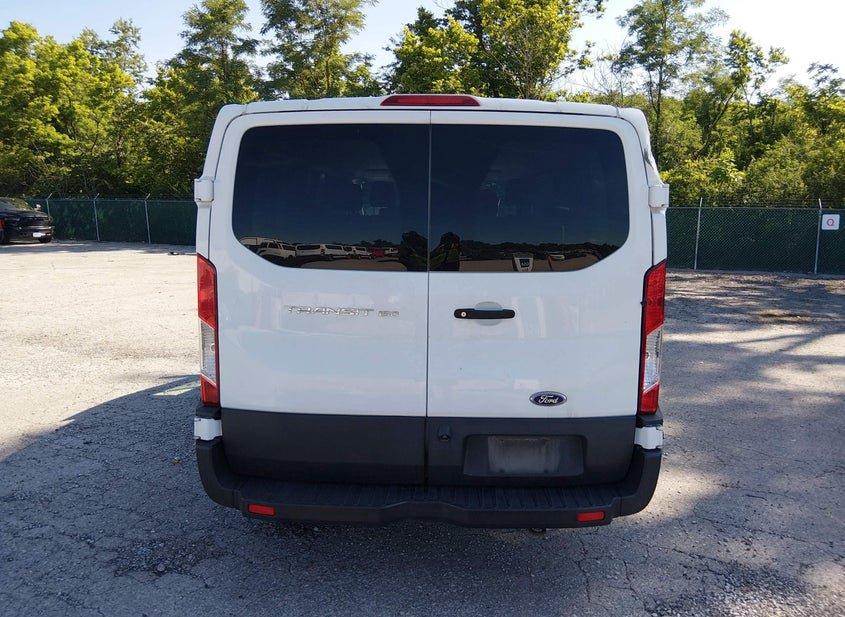 Ford Transit-150