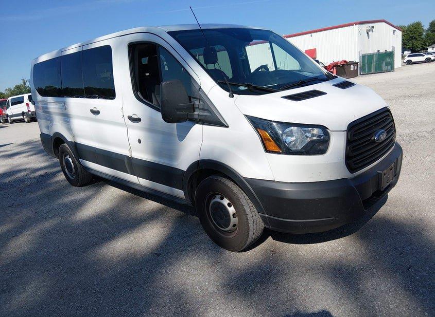 Ford Transit-150